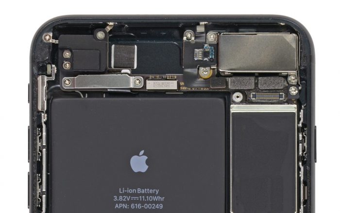 ギーク御用達の中身が透け透け Iphone 7 7 Plusのスケルトン壁紙がifixitから公開 小龍茶館