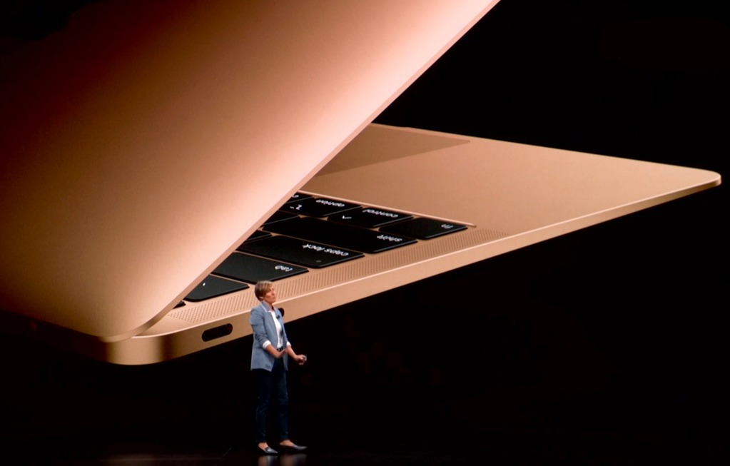 2018年新型MacBook Airに採用されているインテルCore i5-8210Yは、中途