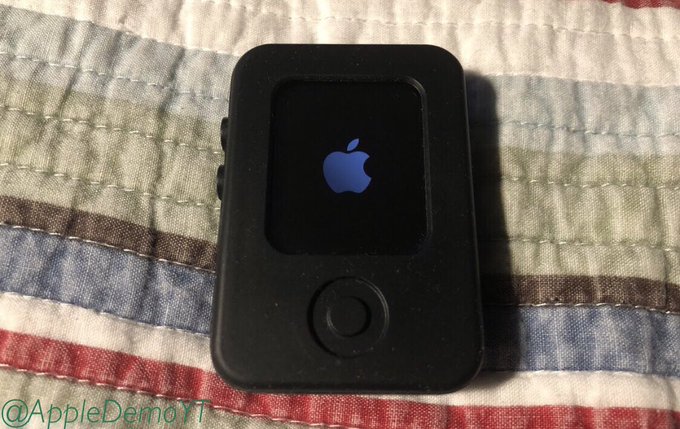 Apple Watch開発中のプロトタイプ機の画像が公開、iPod Nano偽装ケース